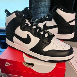 Nike Dunk “Championship” High top 9.5